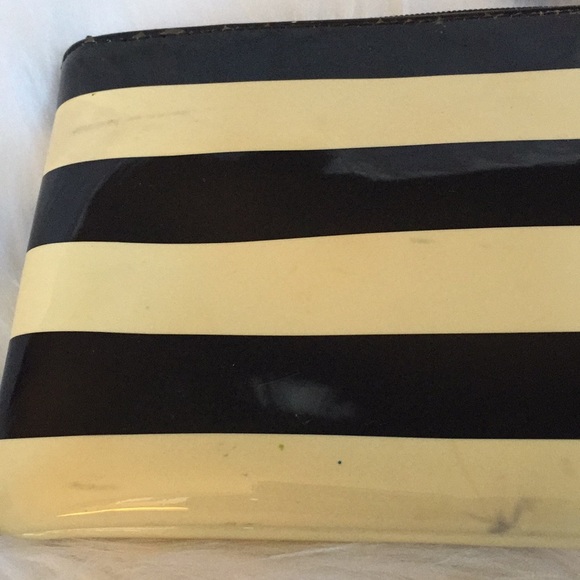 Kate Spade Penn Valley Mini Pouch - Picture 4 of 7